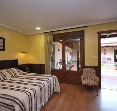 Отель Arenas De Cabrales-