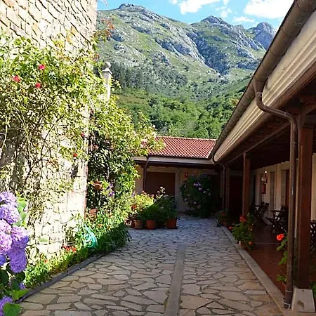 Arenas De Cabrales- Hotel Arenas De Cabrales