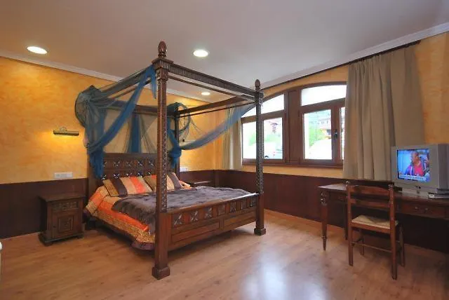 Arenas De Cabrales- 2*