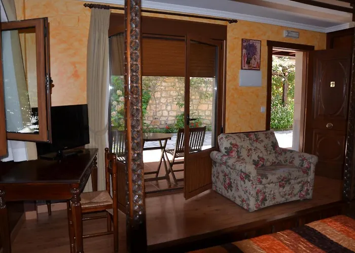 Arenas De Cabrales- 2*