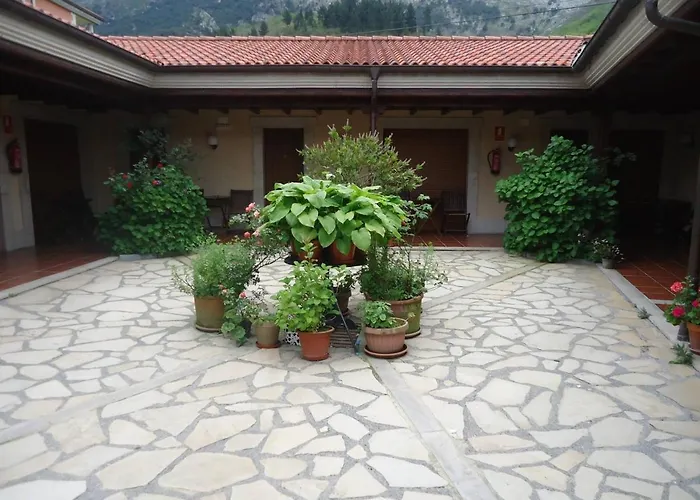 Arenas De Cabrales- 2* Arenas De Cabrales